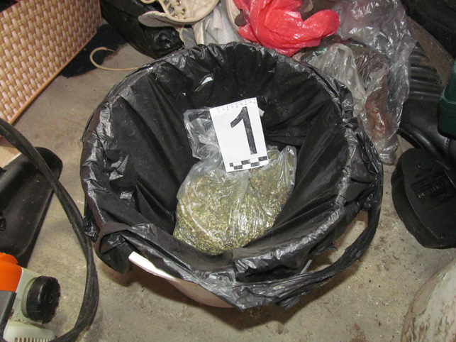 000024_BA436D1F641A3DFD4325817D0025B990_852803