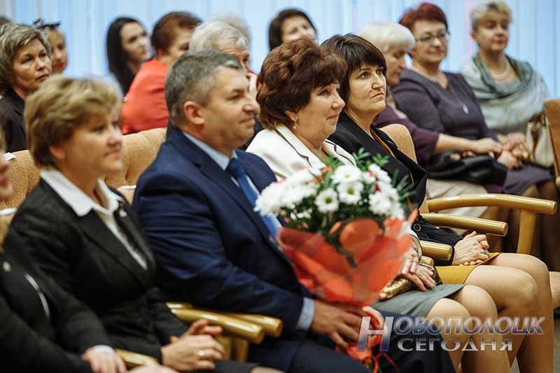 30 let SSh 12 Novopolocka (3)