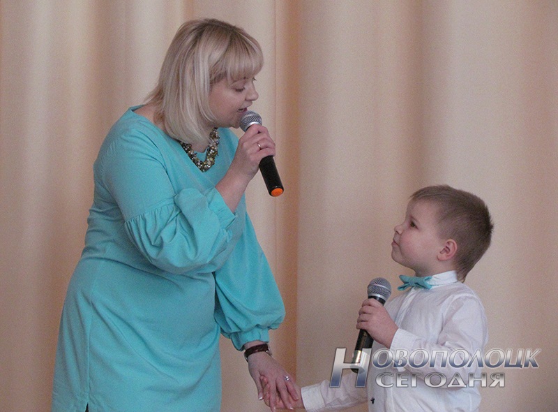festival' semejnoj pesni v gimnazii №2 Novopolocka (7)