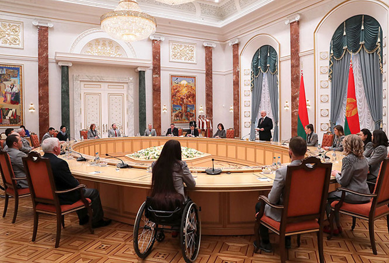 000343_d7a6db9e020e7f94e5551260294f871b