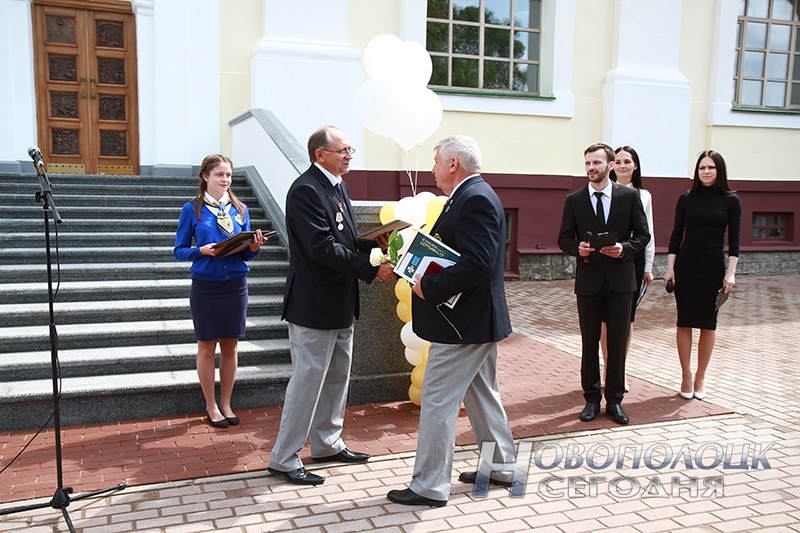 Otkrytie «Rektorskogo vhoda» v Polockom kollegiume (5)
