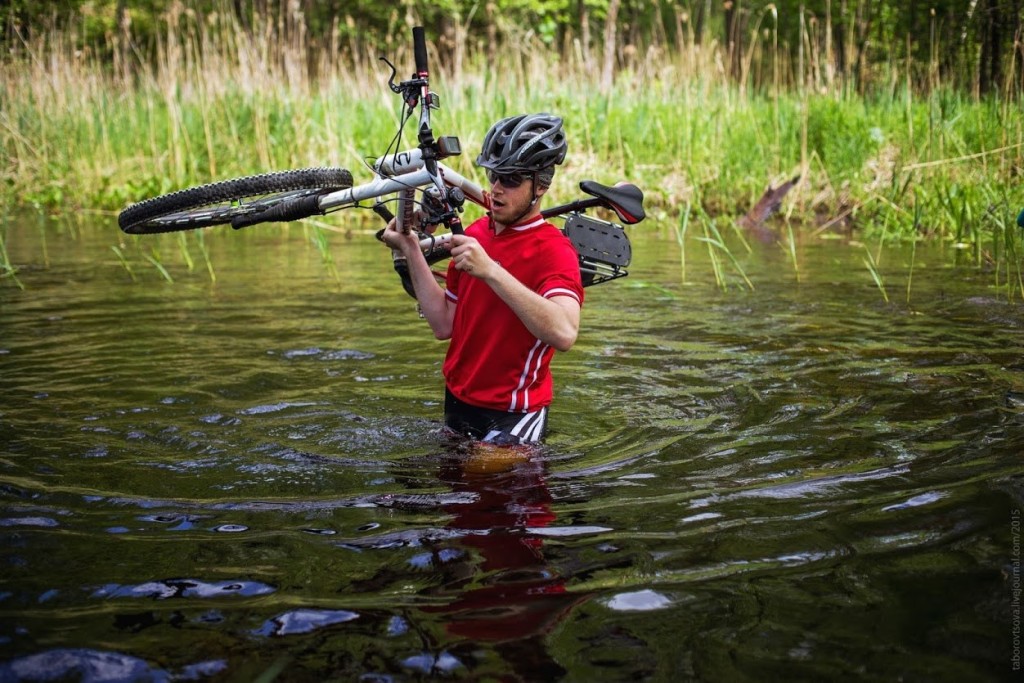Дретуньский полигон, вброд через реку Полота