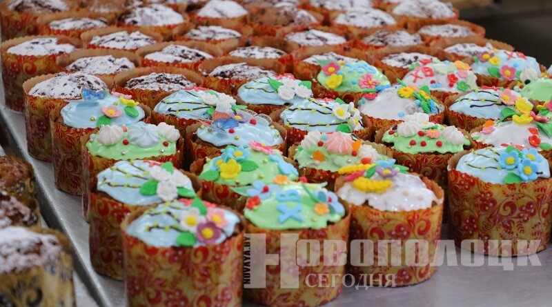 Освящение куличей3