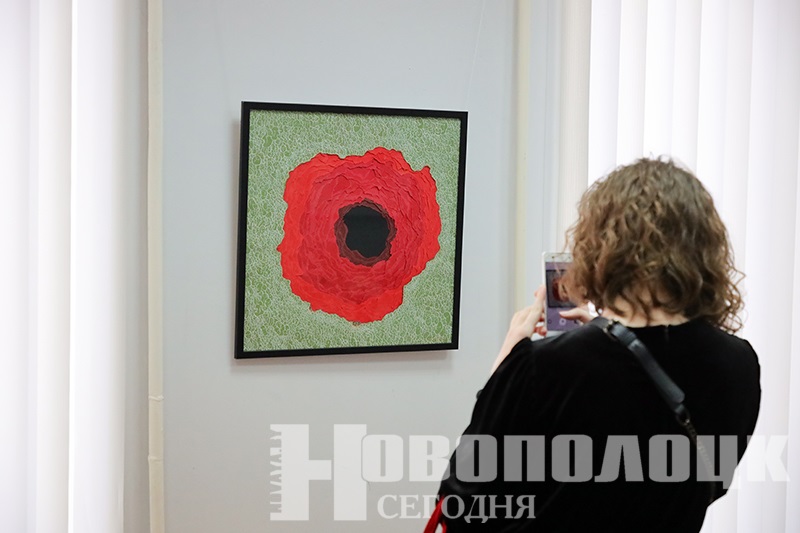 vystavka grafiki Mariny Kruglikovoj i Il'i Pilotovicha (6)