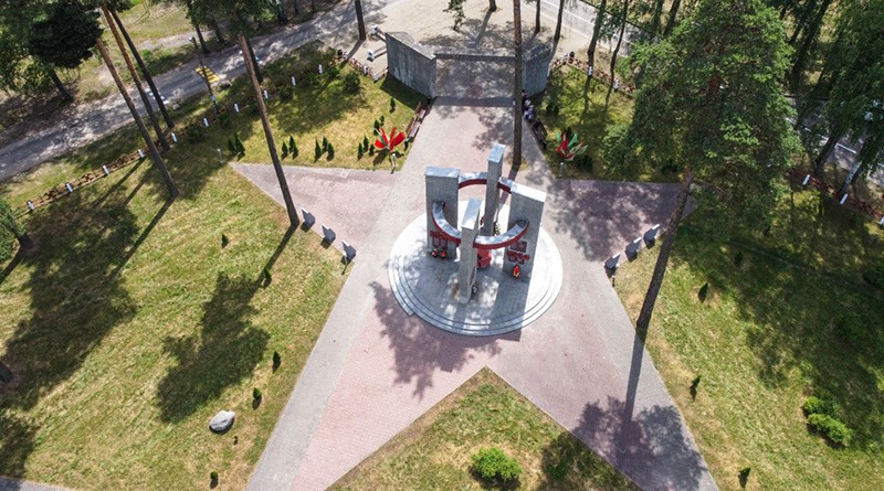 memorial'nyj kompleks Zvezda v Borovuhe_
