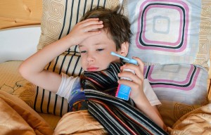 Какие симптомы могут быть признаками пневмонии у детей, рассказал педиатр