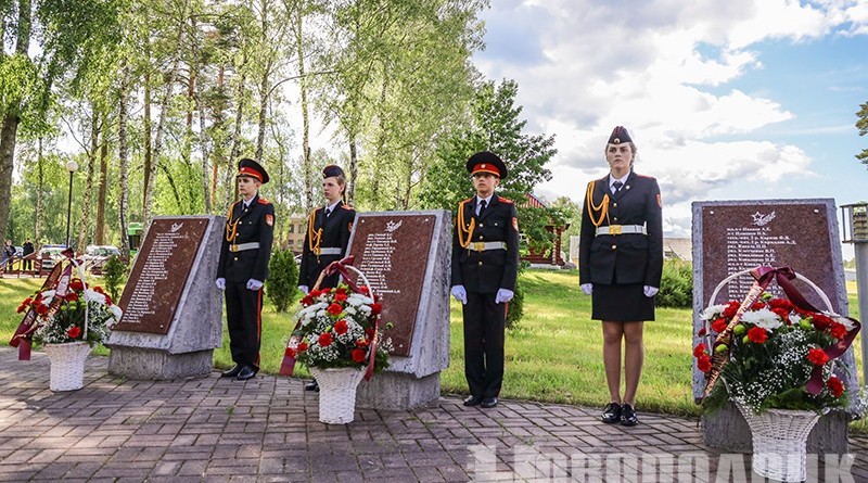 мемориальный комплекс Звезда в Боровухе (2)