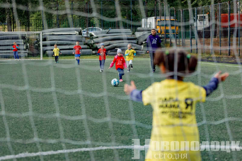 papa mama ja futbol'naja sem'ja (9)