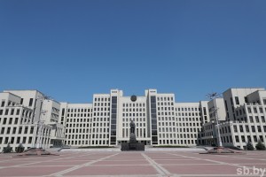 Правительством Беларуси усилена поддержка детей-сирот