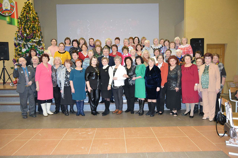 № 17 -Ветераны пед.труда в СШ 12