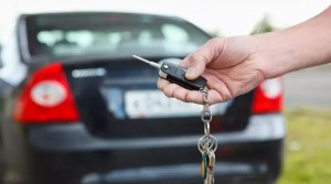 У владельцев автомобилей Opel и BMW возникли проблемы при снятии с учета в ГАИ