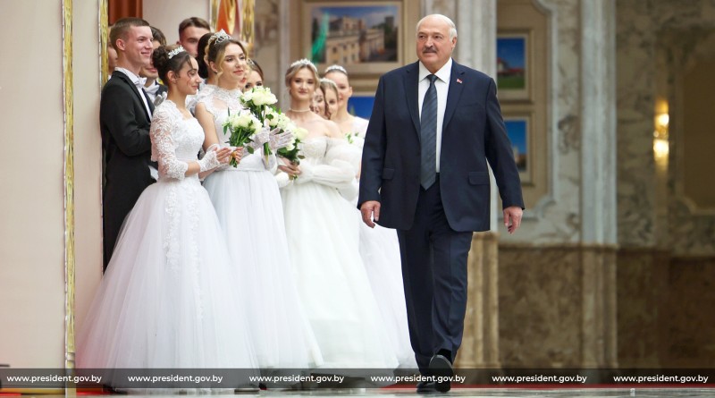 70863.1766587843.09a2bfd3fc@2x