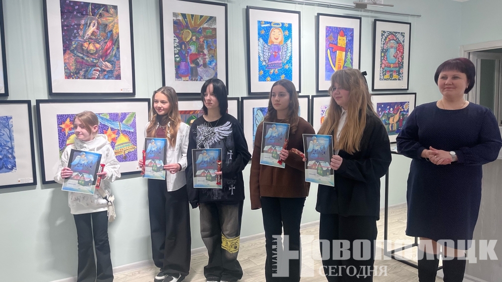 выставка на Рождество ДХШ (7)