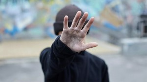 Ненадлежащее исполнение обязанностей по воспитанию и содержанию. По инициативе прокуратуры новополочанка лишена родительских прав