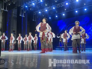 «Шаг за шагом»: отчетный концерт «Комариков» прошел в Новополоцке