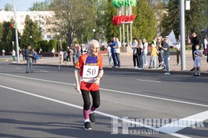 В Новополоцке прошла 60-я городская легкоатлетическая эстафета мира