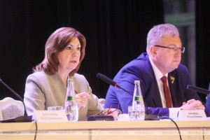 Наталья Кочанова: депутаты на местах первыми видят проблемы людей и знают об их реальных потребностях