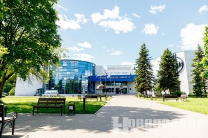 Поступление без экзаменов, целевые места и сюрприз для медалистов: что ждет абитуриентов ПГУ в 2026-м