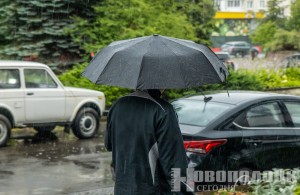 Июль в «осенней хандре»: когда циклон «Бернадетт» отступит, рассказали синоптики
