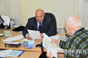 Игорь Бурмистров провел выездной прием граждан в ЖЭС-2