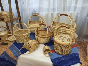 У Цэнтры раместваў і традыцыйнай культуры працуе выстава Міхаіла Гільніча «Плеценыя традыцыі»