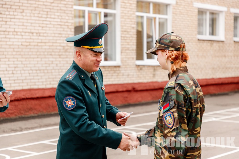 0E8A5933